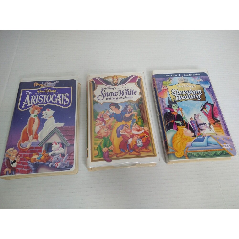 Lot of 3 Disney VHS Snow White Sleeping Beauty Aristocats Masterpiece Collection